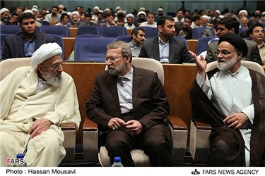 آیت الله مهدوی کنی و علی لاریجانی در نهمین همایش بین المللی دکترین مهدویت