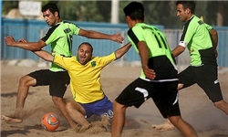 رقابت 5 تیم لیگ فوتبال ساحلی کشور در ساری