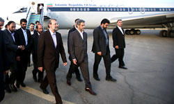 علی لاریجانی خرم‌آباد را به مقصد تهران ترک کرد