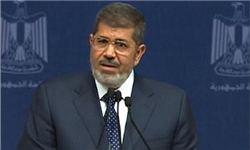مرسی: مصر در مسیر انتقال دموکراتیک و مسالمت‌آمیز قدم برمی‌دارد