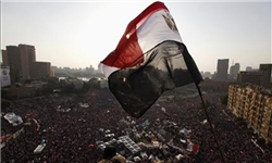 پرواز بالگردهای مصری بر فراز قاهره/دستگیری محافظان «خیرت الشاطر»