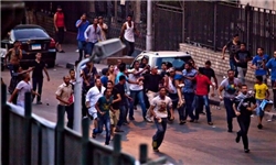 ۲ کشته و ۷۰ زخمی در زد‌ و‌ خورد طرفداران و مخالفان مرسی در قاهره/ ورود تانک‌های ارتش به خیابان+فیلم