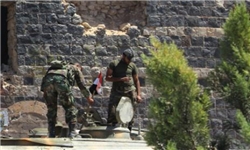 نبردهای شدید ارتش با مخالفان مسلح در حومه دمشق+فیلم
