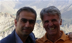 حضور اسطوره کوهنوردی جهان در ایران برای صعود به قله دماوند