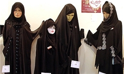 نمایشگاه عفاف و حجاب در فهرج گشایش یافت