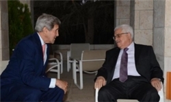 عباس و کری در لندن مذاکرات سازش را بررسی کردند