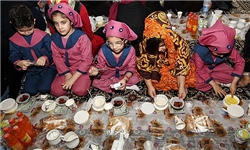 توزیع 1500 سبد اطعام بین نیازمندان آشتیان