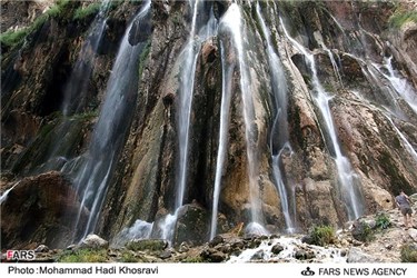 آبشار مارگون در غرب شهرستان سپیدان