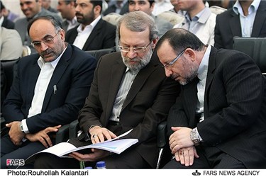 آغاز بکار دستگاه حفاری خط 8 پروژه مترو قم با حضور علی لاریجانی رئیس مجلس شورای اسلامی