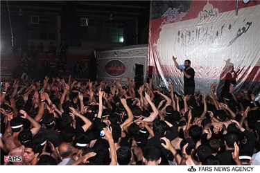 تجمع مدافعان حرم در ورزشگاه شهید حیدریان در استان قم