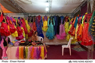 لباسهای سنتی در نمایشگاه سراسری صنایع دستی بجنورد
