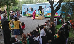 اتوبوس شادی برای کودکان در جشنواره تابستانی تبریز