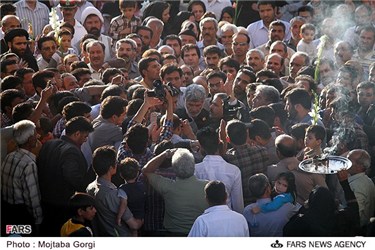 رونمایی از گنبد جدید و افتتاح صحن امامزاده بی بی زینب خاتون