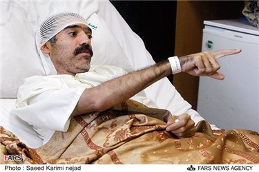 محمد نوروزی عکاس خبری روزنامه کیهان (عکاس جنگ و دفاع مقدس) در بیمارستان خاتم الانبیاء تهران 