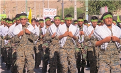 رژه‌ نیروهای مسلح در لنده برگزار شد
