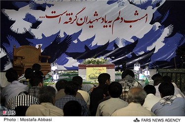 مراسم وداع با دو شهید گمنام در مسجد امام حسن مجتبی مشهد