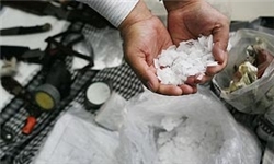کارگاه تولید مواد مخدر شیشه در دشتستان متلاشی شد