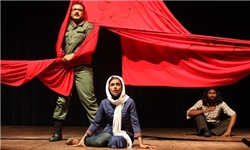 اجرای تئاتر «پهلوان اکبر می‌میرد» در رفسنجان