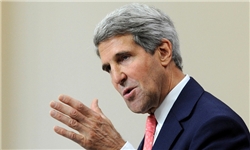 درخواست وزیر خارجه آمریکا از مقامات مصر برای لغو وضع فوق‌العاده/ کری وارد ریاض شد