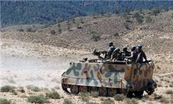 عملیات گسترده ارتش تونس علیه تروریست‌ها/بمباران مواضع سلفی‌ها توسط جنگنده‌های ارتش+فیلم
