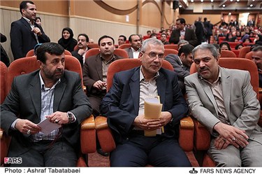 علی ربیعی ،وزیر تعاون ، کار و رفاه و همایون هاشمی رئیس سازمان بهزیستی 