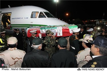 ورود شهدای حادثه تروریستی سراوان به فرودگاه بین المللی شهید هاشمی نژاد مشهد