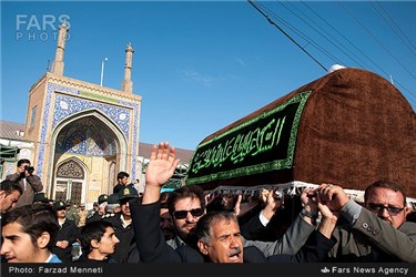 مراسم تشییع آیت الله حاج شیخ عبدالجلیل جلیلی در کرمانشاه