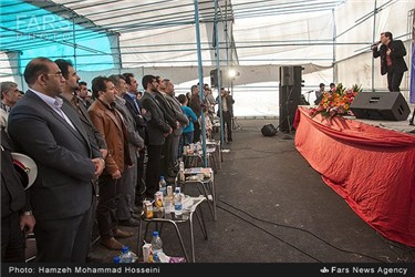 مجید اخشابی خواننده در مراسم افتتاحیه بوستان بزرگ خانواده در گیلاوند دماوند