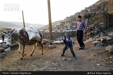 بازی کودکان در روستای کندوان تبریز