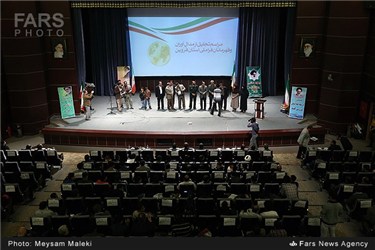 مراسم تجلیل از مدال آوران و قهرمانان فراملی استان قزوین