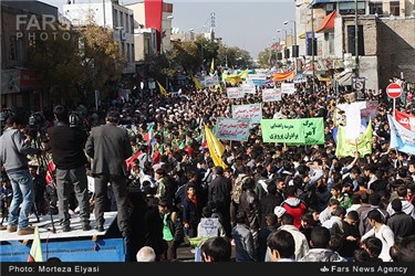 مراسم راهپیمایی یوم الله 13 آبان در  زنجان 