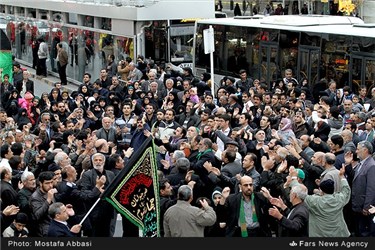 عزاداران حضرت امام حسین (ع) در مشهد مقدس