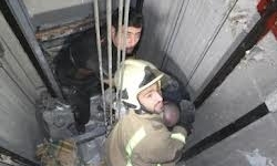 سقوط آسانسور در اصفهان 3 نفر را راهی بیمارستان کرد