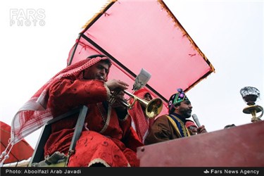 حرکت نمادین کاروان امام حسین (ع)در روستای باغ خواص ورامین