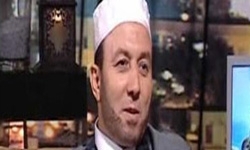 خطیب مسجد قاهره: اخوان المسلمین یهودی هستند و باید به ترکیه یا قطر بروند
