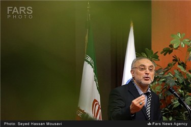 سخنرانی علی اکبر صالحی رئیس سازمان انرژی اتمی در همایش بسیجیان سازمان انرژی اتمی ایران