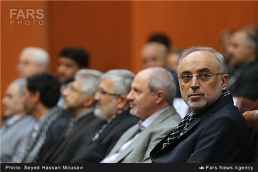 علی اکبر صالحی رئیس سازمان انرژی اتمی در همایش بسیجیان سازمان انرژی اتمی ایران