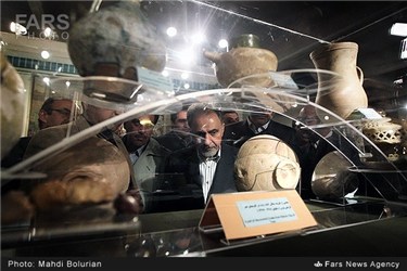 بازدید رئیس سازمان میراث فرهنگی از آرامگاه فردوسی مشهد