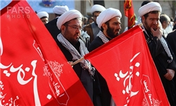ملت ایران در برابر هر توطئه و بدقولی دشمن می‌ایستد
