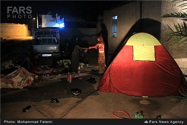 اسکان و حضور مردم روستای دهقاید استان بوشهر در خارج از منازل