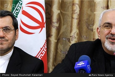 محمد جواد ظریف وزیر امور خارجه ایران و حسن قشقاوی