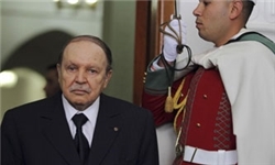 انتقاد بوتفلیقه از رقیب اصلی خود در انتخابات الجزایر/ دعوت مخالفان به تجمع ضددولتی