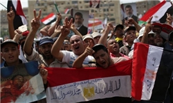 خشم مردم مصر از بازگشت حزب منحل ملی و تبرئه فرزندان مبارک و شفیق