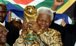 ماندلا، رهبری که عاشق ورزش بود+عکس