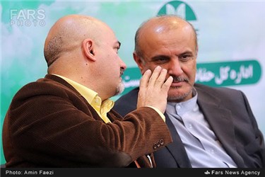 حضور استاندار فارس در نشست خبری معصومه ابتکار رئیس سازمان محیط زیست در شیراز