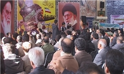 ملت ایران از ابتدای انقلاب گزینه دفاع همه‌جانبه را روی میز دارد
