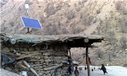 وزارت نیرو روستاهای صعب‌العبور را با پنل‌های خورشیدی ‌برق‌رسانی می‌کند‌