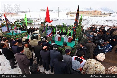 تشییع پیکر دو شهید گمنام در شهرستان کوثر