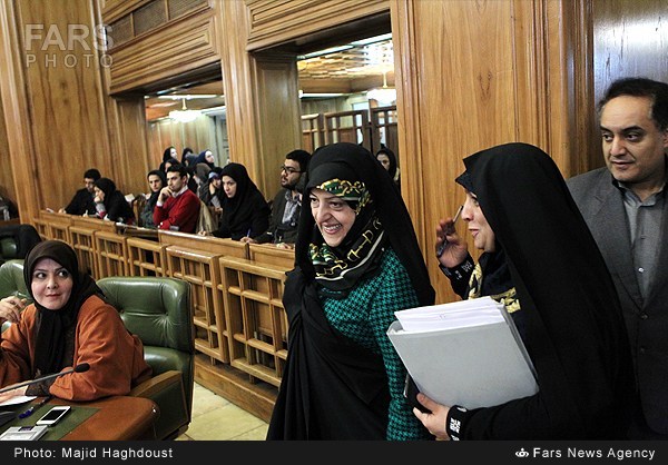 محمدهادی حیدرزاده مدیر کل حفاظت محیط زیست استان تهران، معصومه آباد عضو شورای اسلامی شهر تهران، معصومه ابتکار رئیس سازمان حفاظت محیط زیست و فاطمه دانشور عضو شورای اسلامی شهر تهران