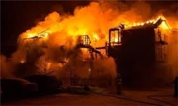 مصدومیت 5 نفر در آتش‌سوزی دانشکده کلاردشت/ علت حادثه انفجار مخزن گاز